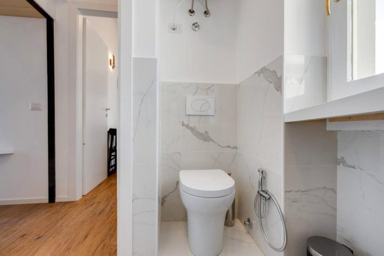 Navigli Loft - Hosted By Sweetstay Μιλάνο Εξωτερικό φωτογραφία